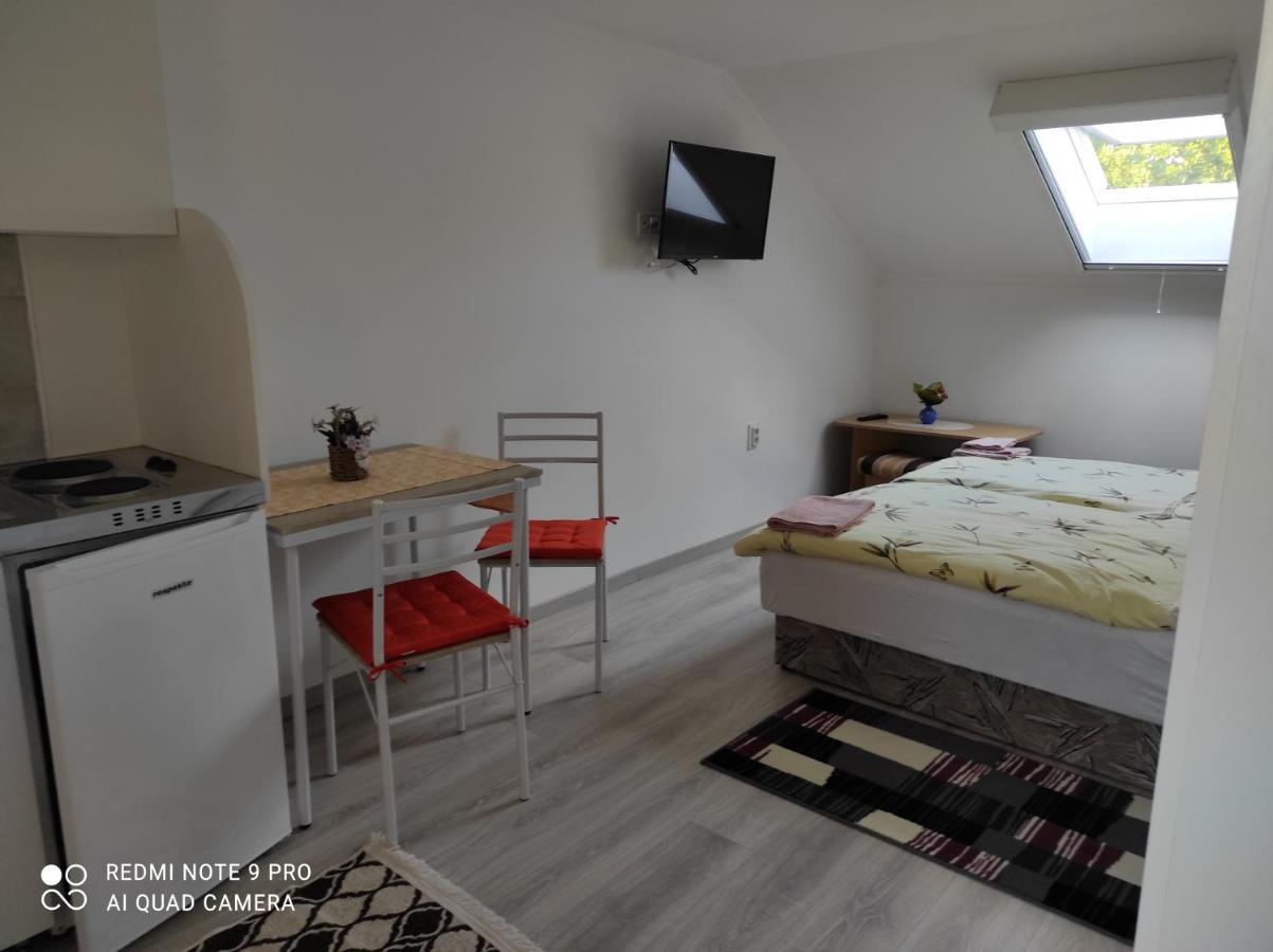 Era Apartman Apartment Harkany Exterior photo